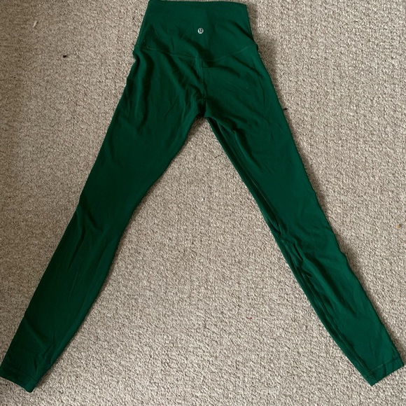 Green Lulu lemon leggings - Picture 3 of 3